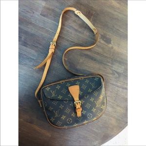 Louis Vuitton Crossbody GM Jeune Monogram